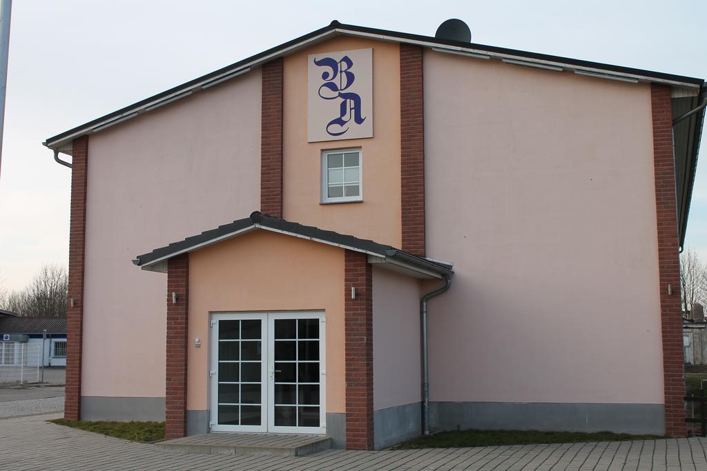 Hotel Pension Schwerin-Haus Schreiber Schwerin  Exteriör bild